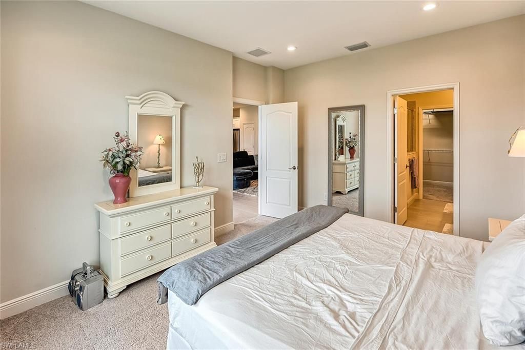 6954 Avalon Cir, Unit 707, Naples, FL 34112 Photo