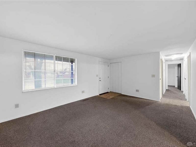 6119 Corsica Drive, Huber Heights, OH 45424 Photo 11