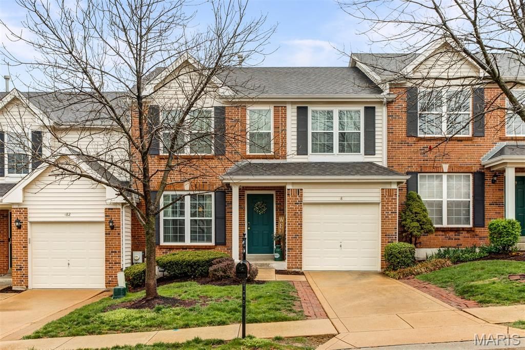 484 Summit Tree Court, Fenton, MO 63026 Main Photo