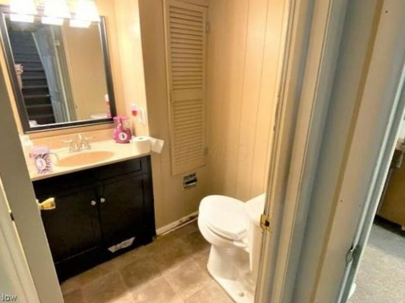 1751 Blaine Avenue, Cambridge, OH 43725 Photo 6