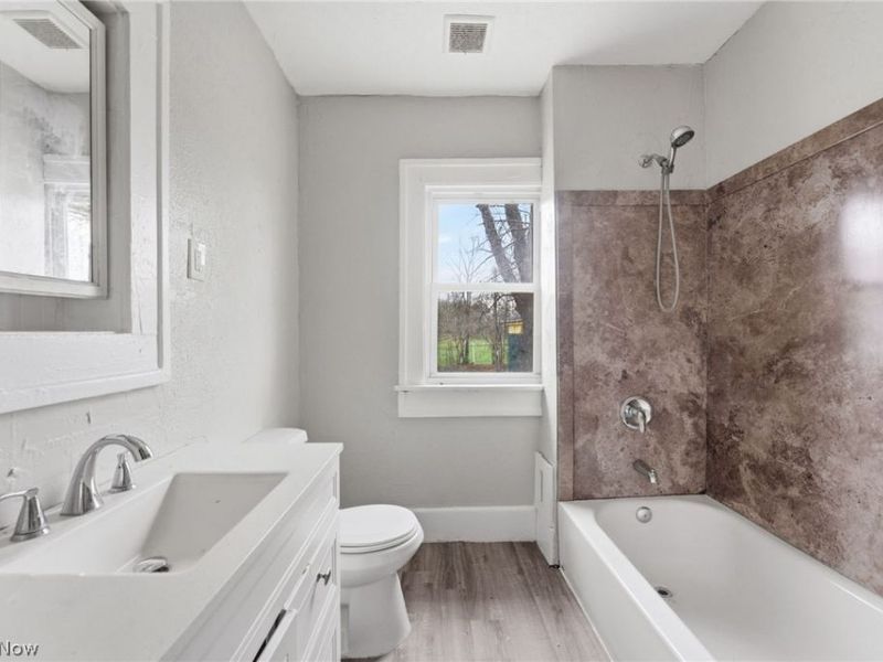 238 W North Street, Akron, OH 44303 Photo 14