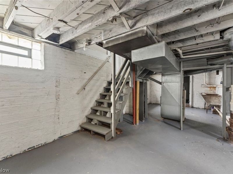 238 W North Street, Akron, OH 44303 Photo 28