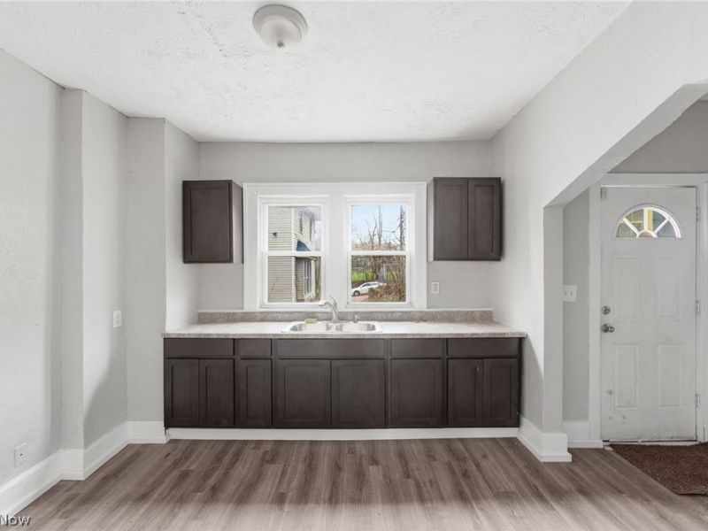 238 W North Street, Akron, OH 44303 Photo 6