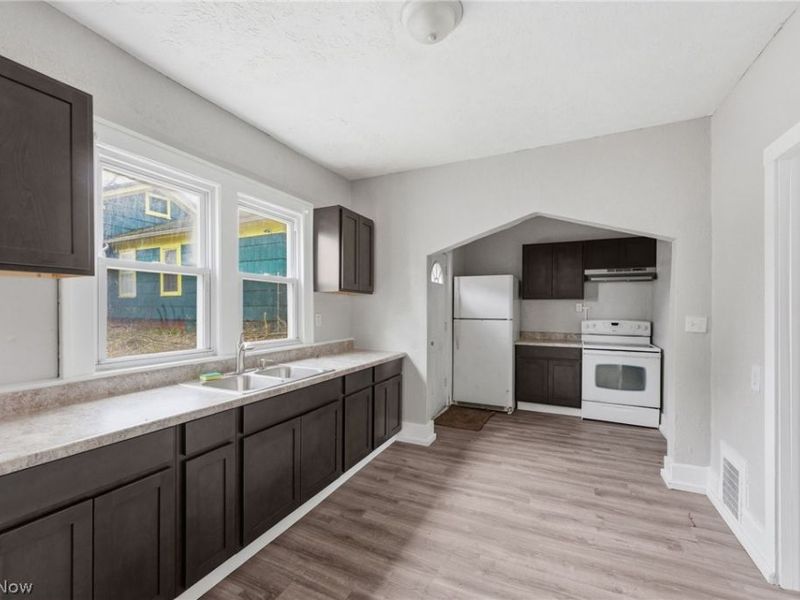 238 W North Street, Akron, OH 44303 Photo 7