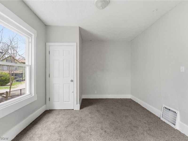 238 W North Street, Akron, OH 44303 Photo 9