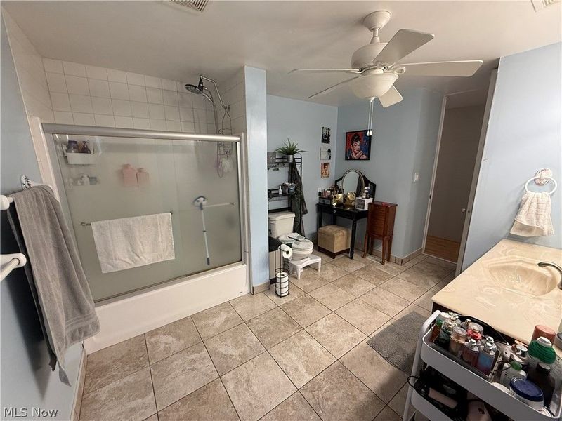 7145 Lakeshore Boulevard, Mentor, OH 44060 Photo 21