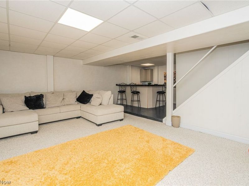 375 Sleepy Hollow Drive, Canfield, OH 44406 Photo 19