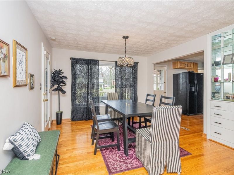 375 Sleepy Hollow Drive, Canfield, OH 44406 Photo 8