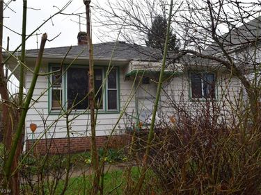 6210 Heisley Avenue, Cleveland, OH 44105