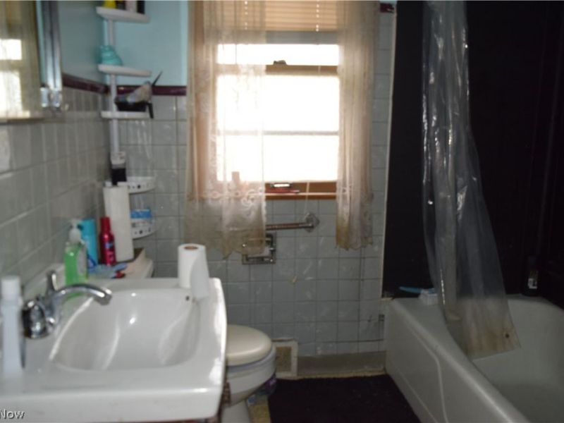 6210 Heisley Avenue, Cleveland, OH 44105 Photo 15