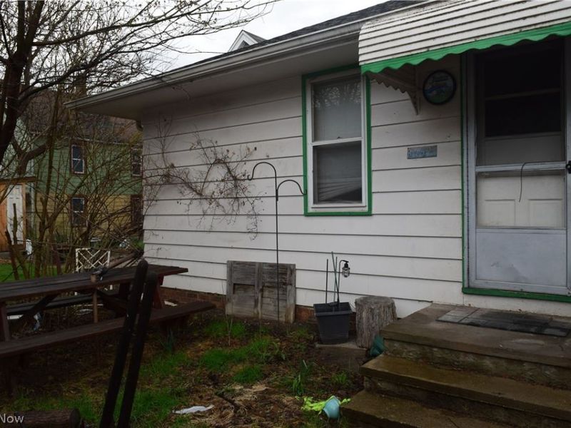 6210 Heisley Avenue, Cleveland, OH 44105 Photo 5