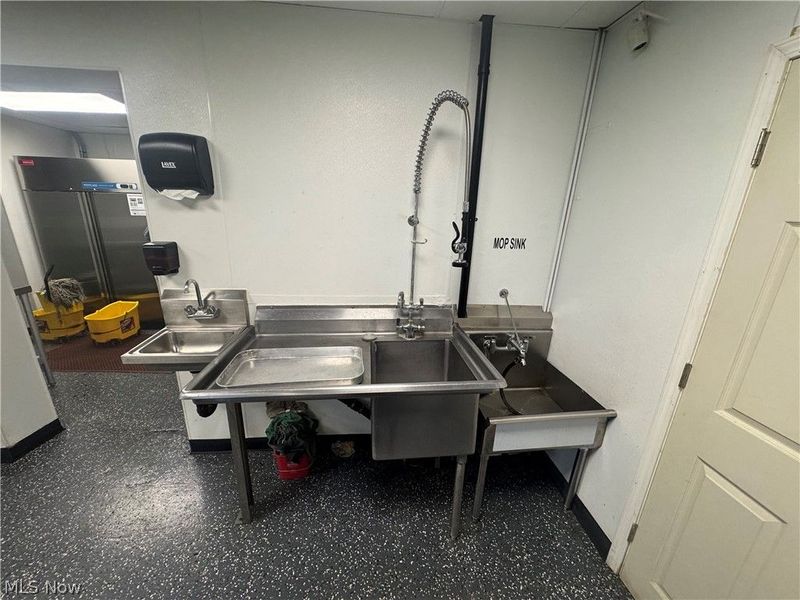 2108 Fremont Place SW, Canton, OH 44706 Photo 25