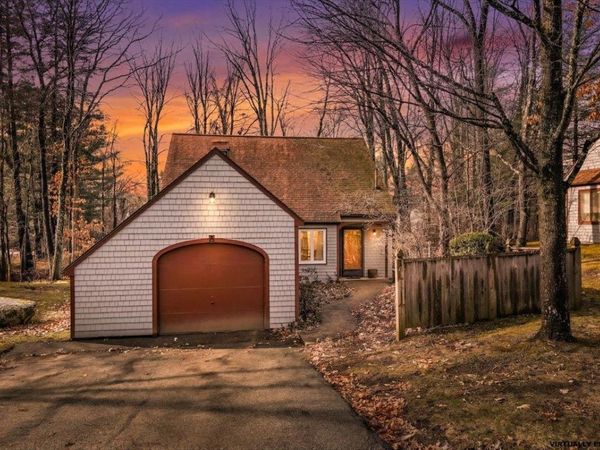 6 Duckford Circle, Unit 19, Nashua, NH 03063