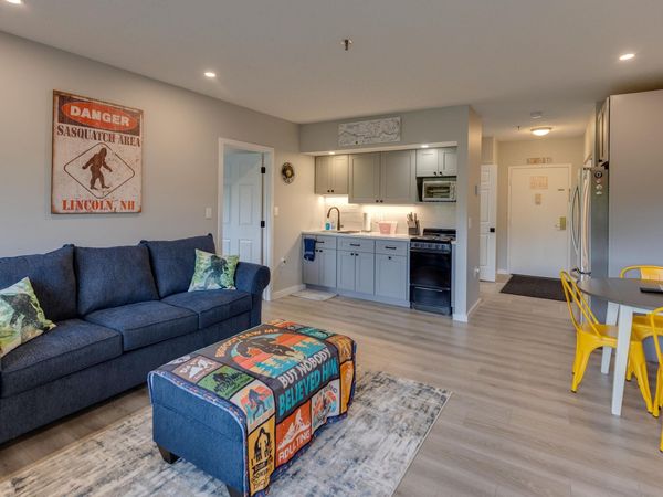 36 Lodge Road, Unit C102, Lincoln, NH 03251