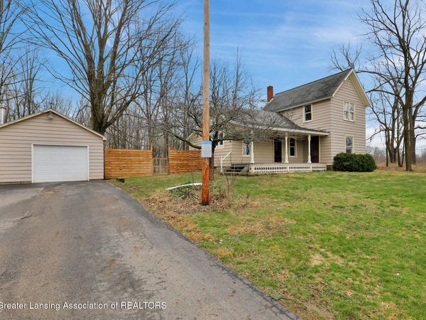 8885 E Jones Road, Bellevue, MI 49021