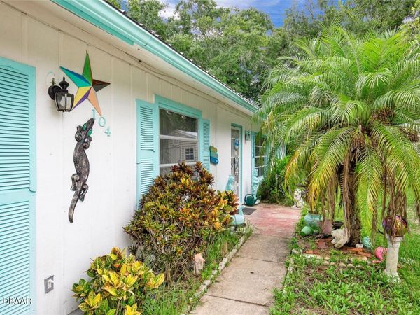 104 Ludwig Avenue, Crescent City, FL 32112