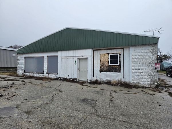 108 S 4th AVENUE, Saint Nazianz, WI 54232