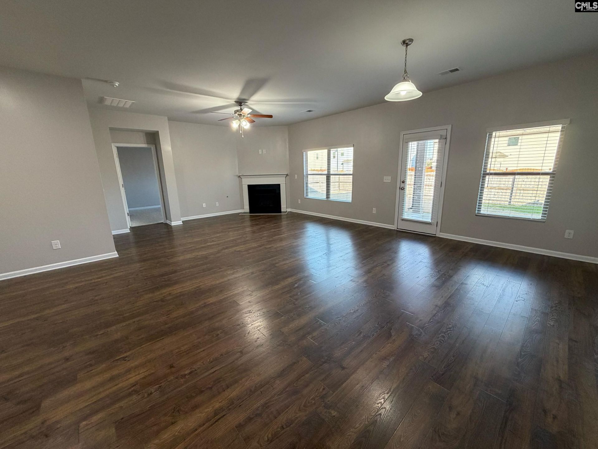 467 Kingsley View Road  Photo 5