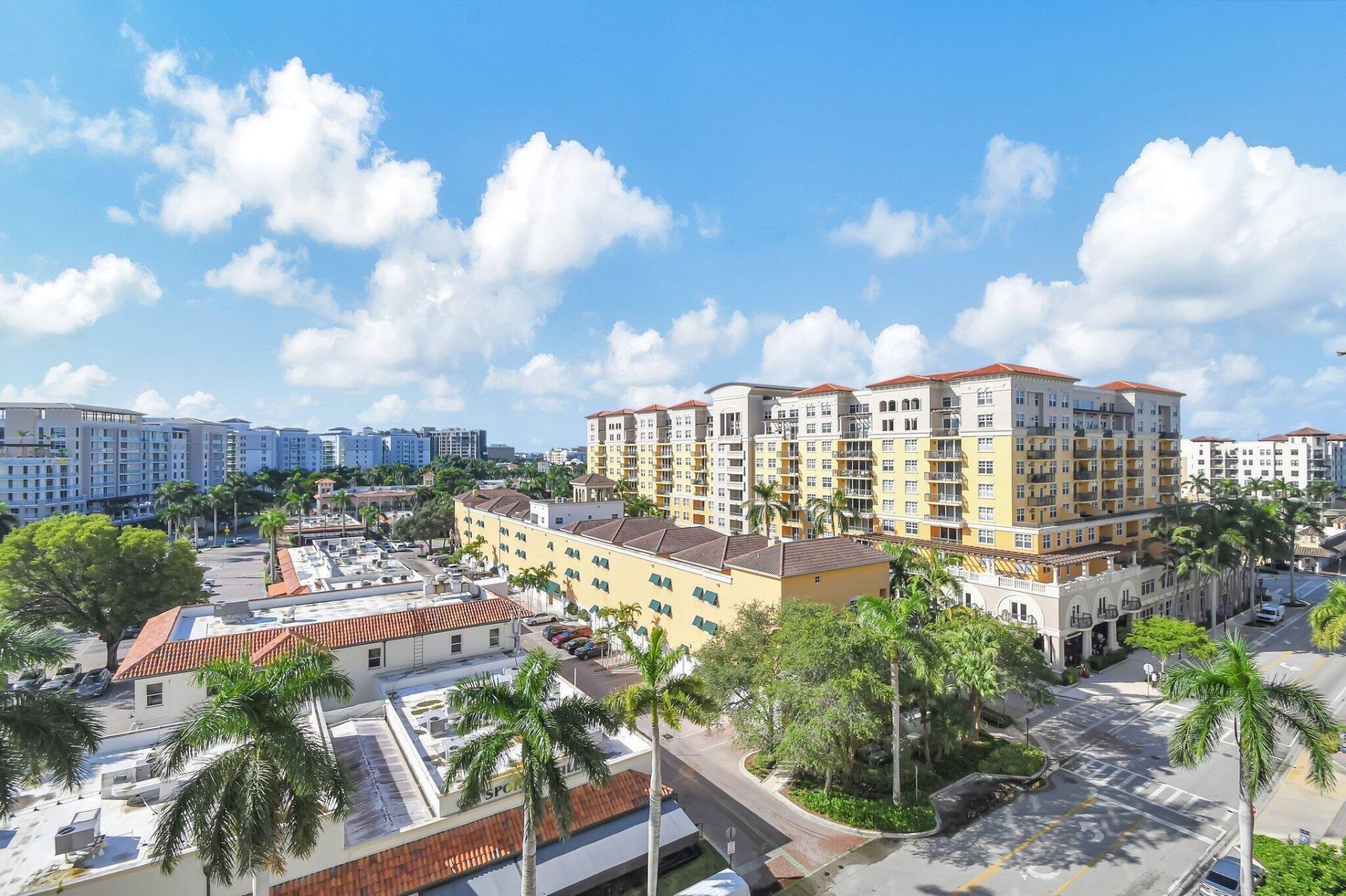 99 SE Mizner Boulevard, Unit 823, Boca Raton, FL 33432 Photo