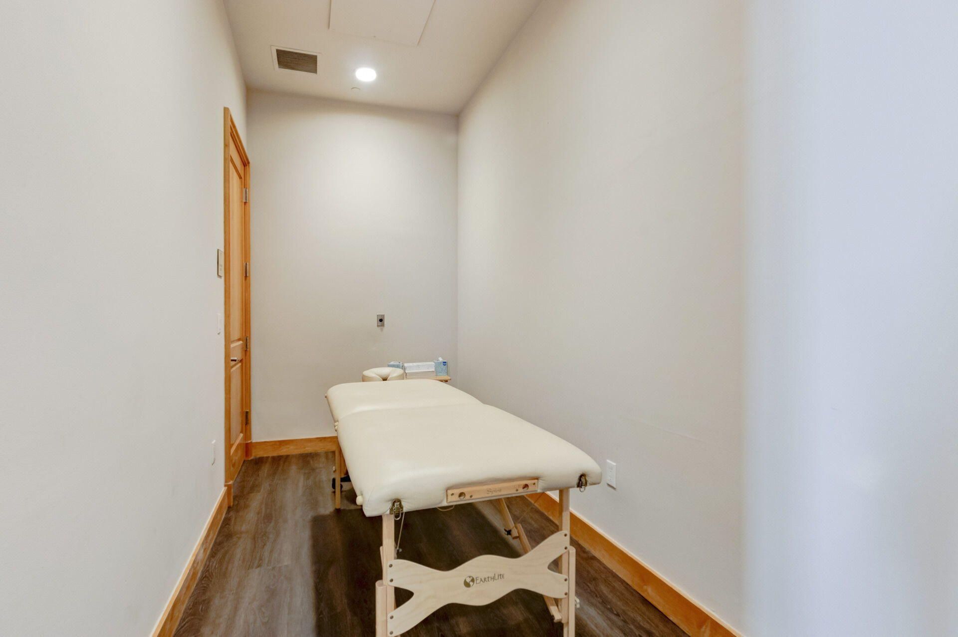 99 SE Mizner Boulevard, Unit 823, Boca Raton, FL 33432 Photo