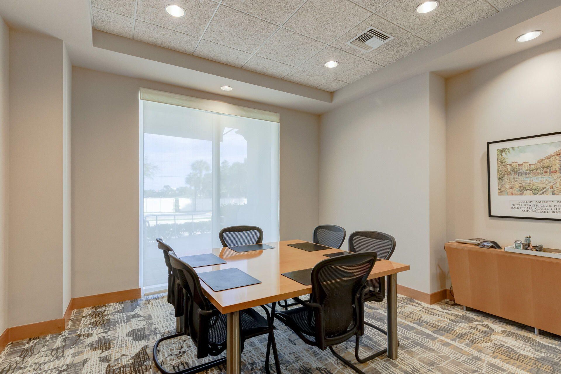 99 SE Mizner Boulevard, Unit 823, Boca Raton, FL 33432 Photo