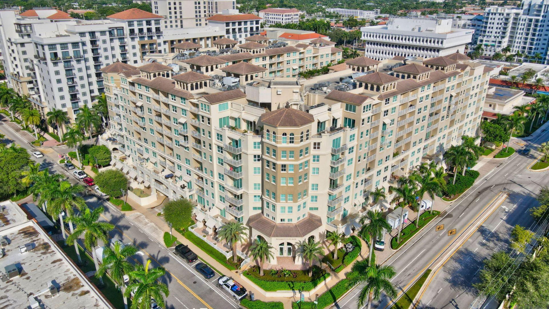 99 SE Mizner Boulevard, Unit 823, Boca Raton, FL 33432 Photo