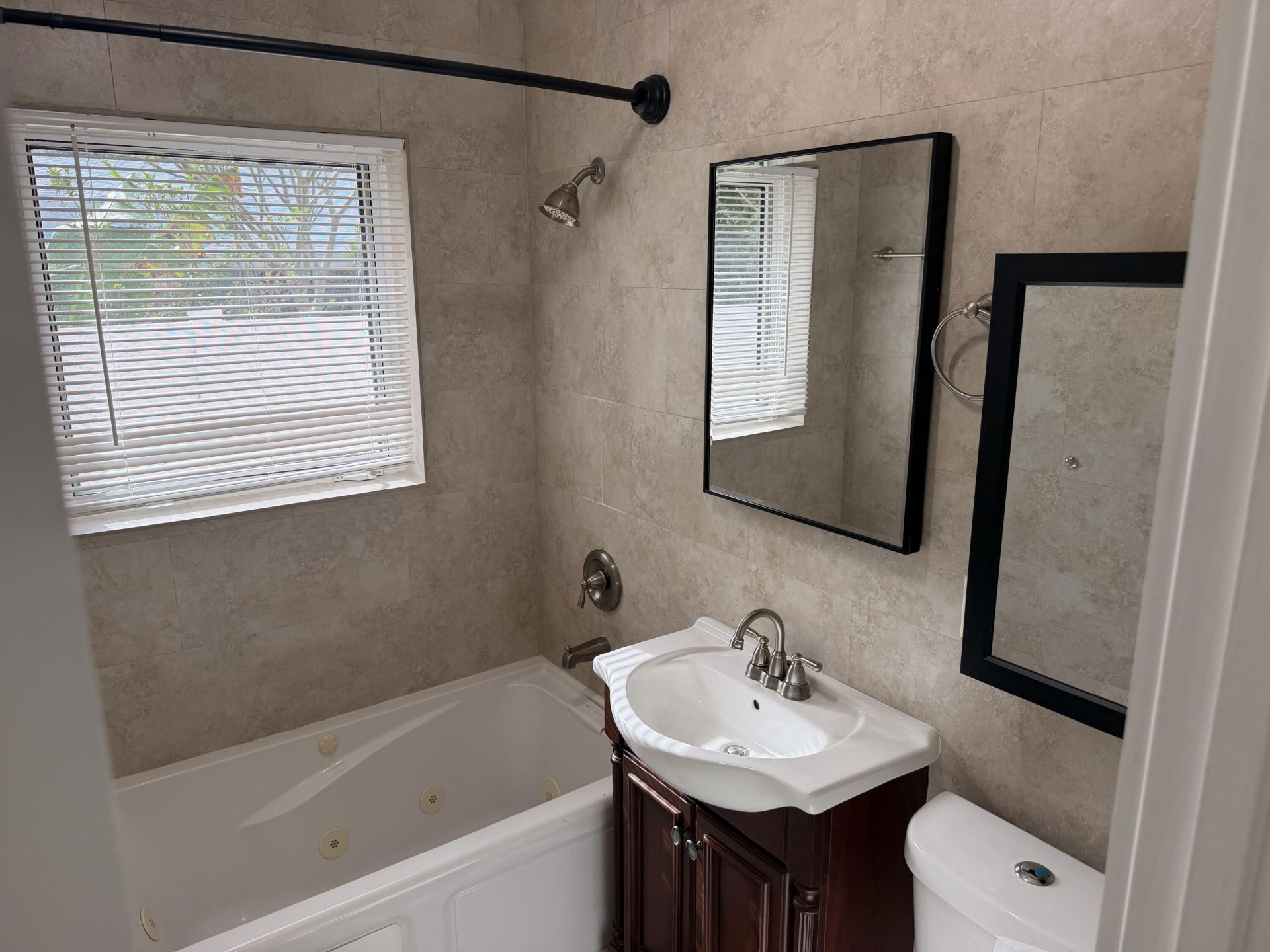 2018 NE 14th Court, Unit 2018, Fort Lauderdale, FL 33304 Photo