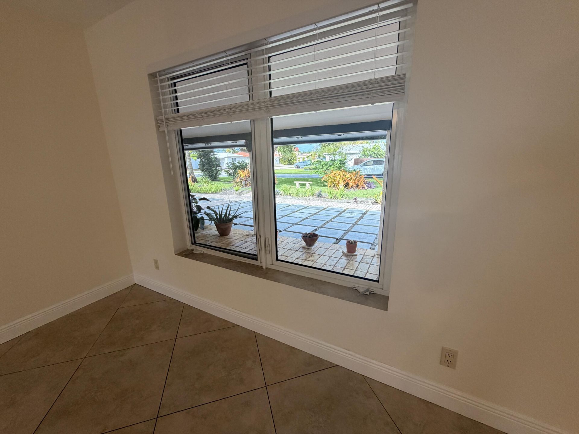 2018 NE 14th Court, Unit 2018, Fort Lauderdale, FL 33304 Photo