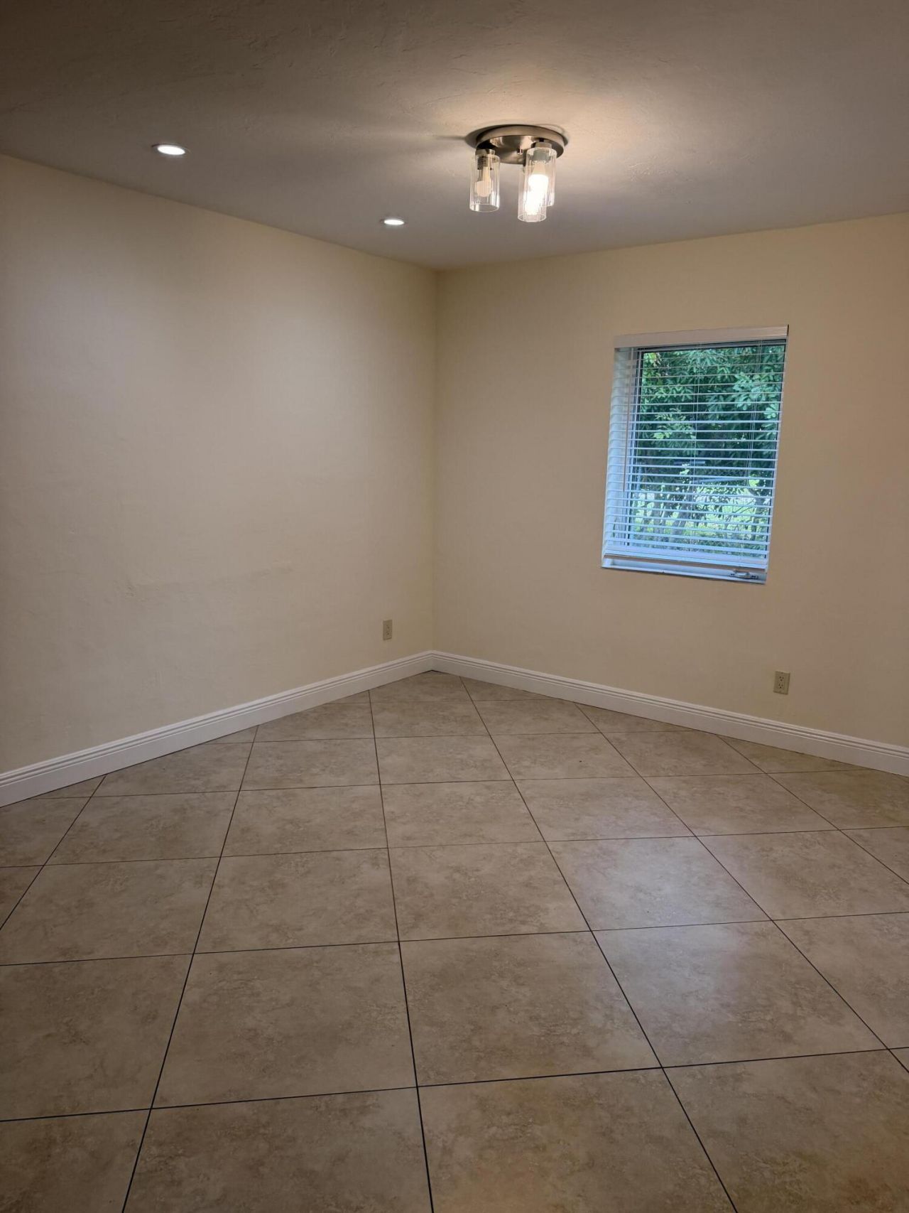 2018 NE 14th Court, Unit 2018, Fort Lauderdale, FL 33304 Photo