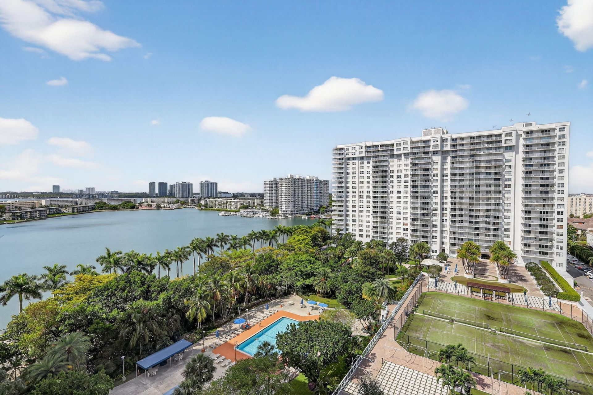 2851 NE 183rd Street, Unit 1204e, Aventura, FL 33160 Photo