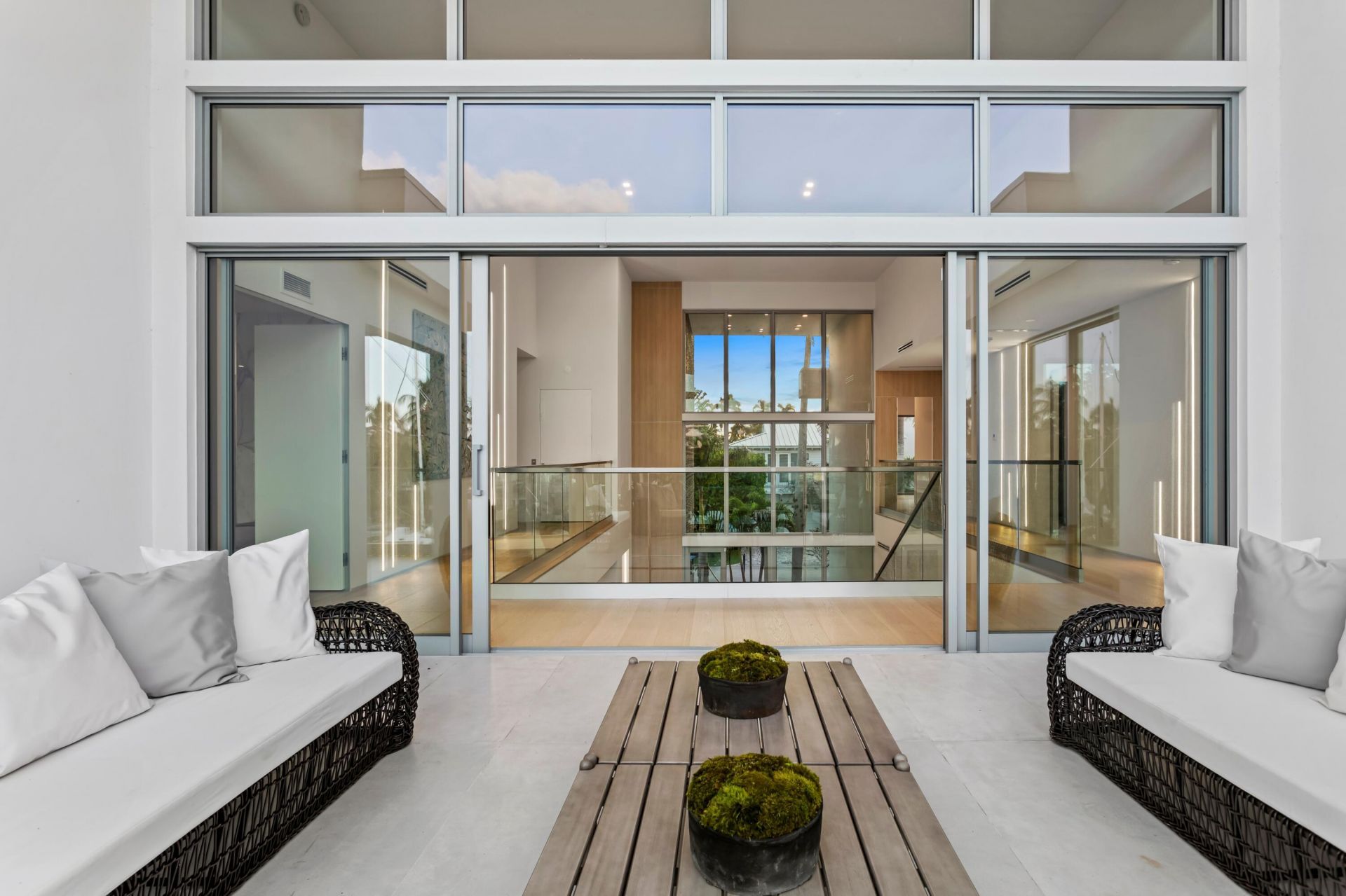 91 Fiesta Way, Fort Lauderdale, FL 33301 Photo