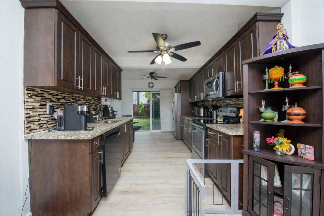 1713 N J Street, Lake Worth Beach, FL 33460 Photo