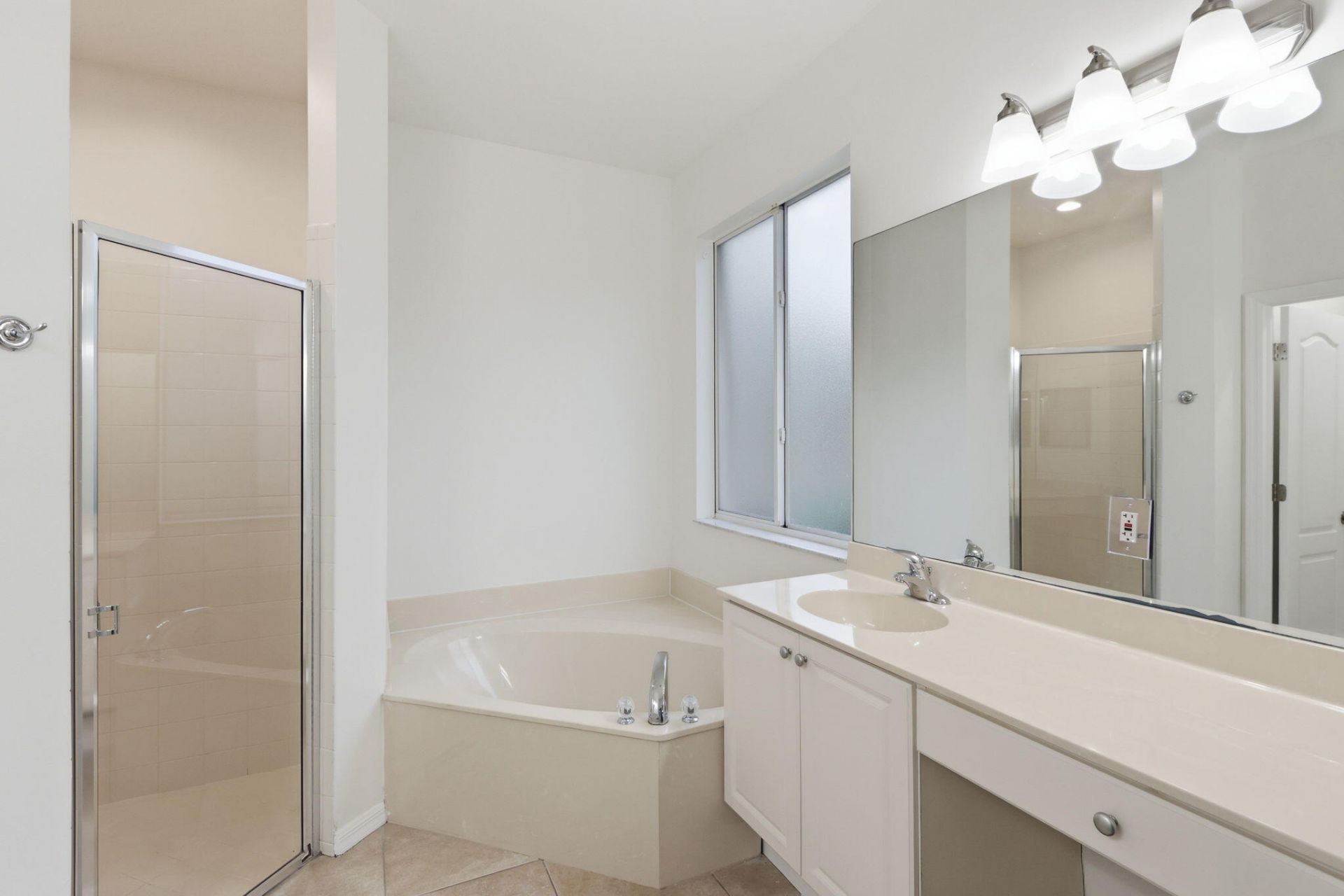 9573 SW Flowermound Circle, Port Saint Lucie, FL 34987 Photo