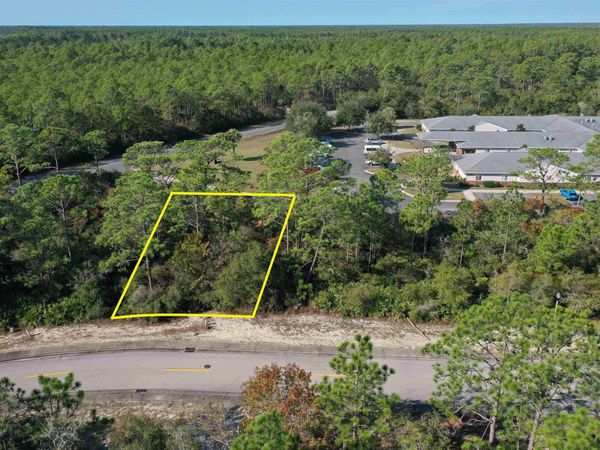 109 Anhinga Trail , Carrabelle, FL 32323