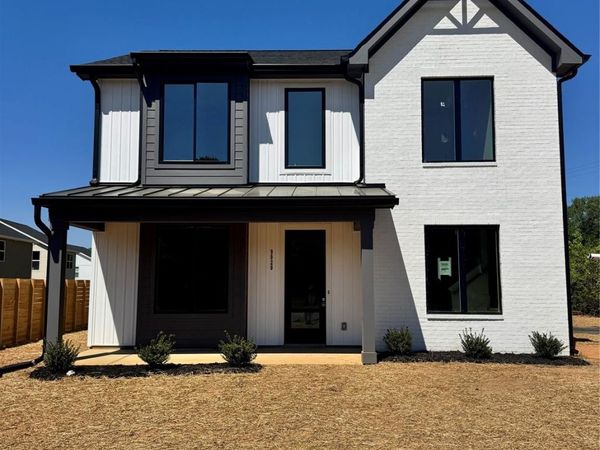 9020 Mount Holly Road, Charlotte, NC 28214