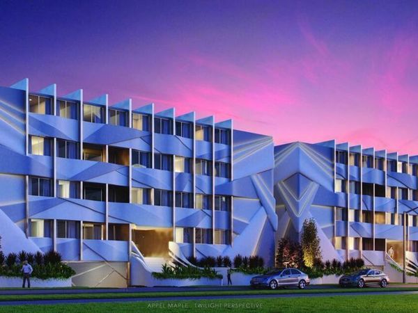 137 S Maple Drive, Unit 102, Beverly Hills, CA 90212