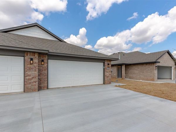 2337 SW 90 Place, Oklahoma City, OK 73159