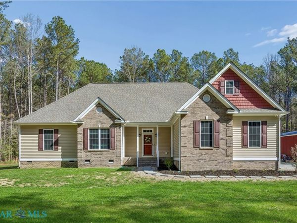 5903 Homeplace Lane , Gloucester, VA 23061