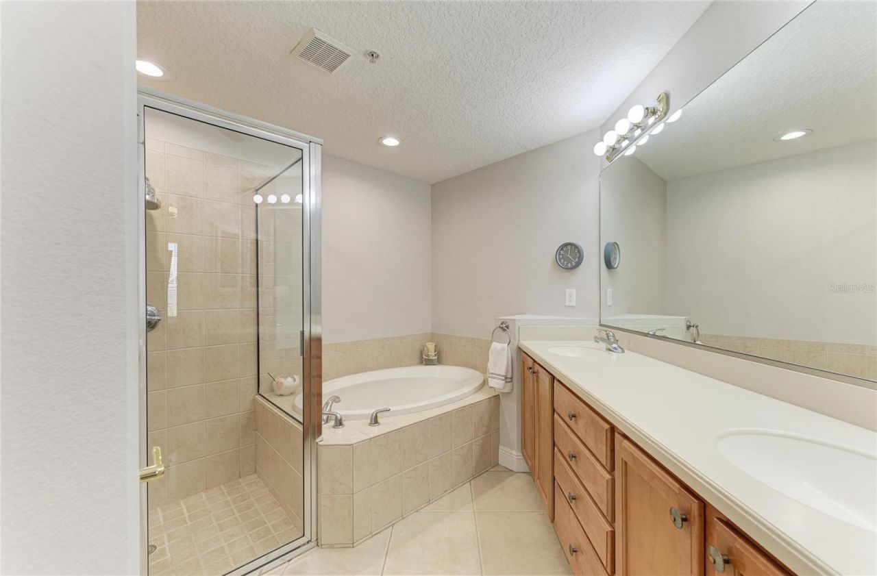 8409 Miramar Way , Unit 102, Lakewood Ranch, FL 34202 Photo