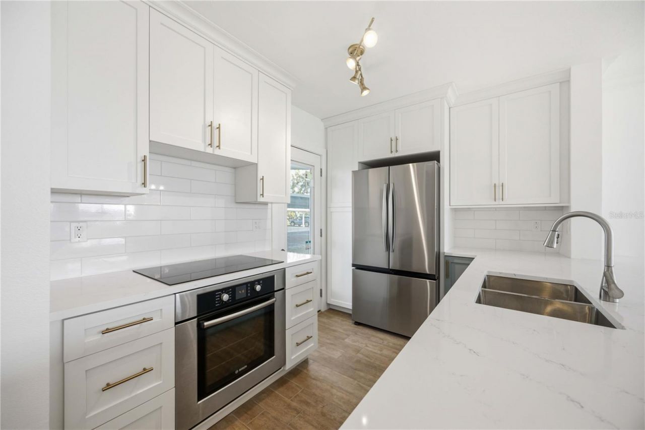 769 John Ringling Boulevard , Unit 2, Sarasota, FL 34236 Photo