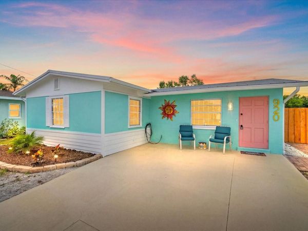 920 MYRTLE AVENUE, VENICE, FL 34285