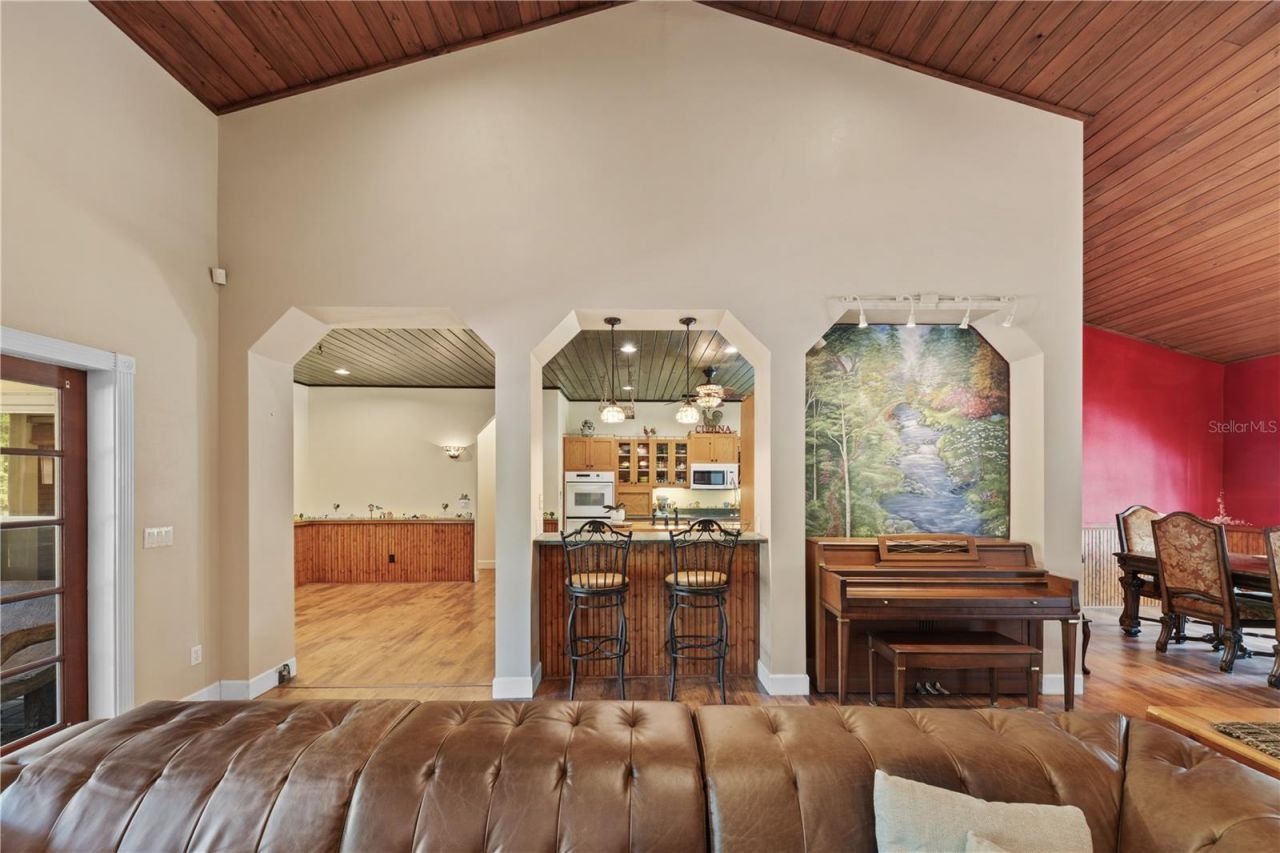 1621 Barr, Oviedo, FL 32765 Photo