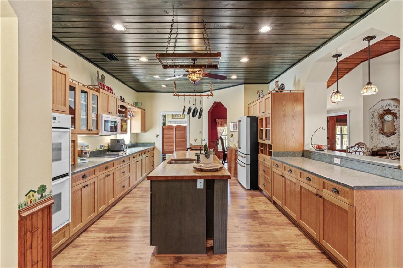 1621 Barr, Oviedo, FL 32765 Photo