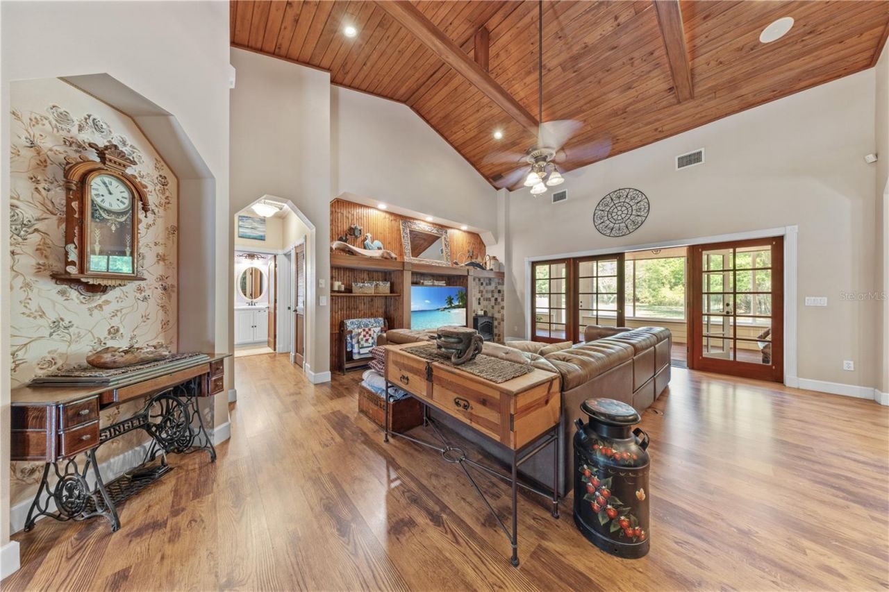 1621 Barr, Oviedo, FL 32765 Photo