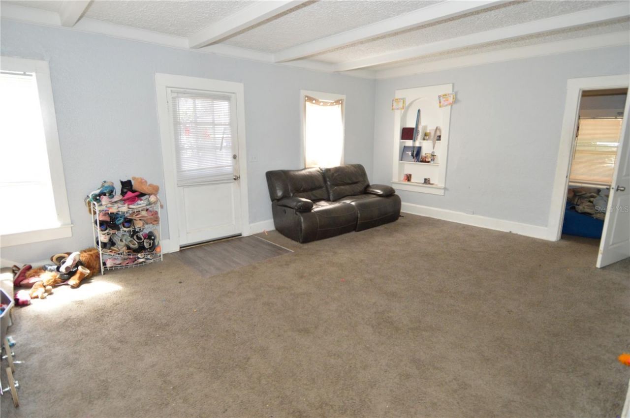 811 18th Avenue S, Saint Petersburg, FL 33705 Photo