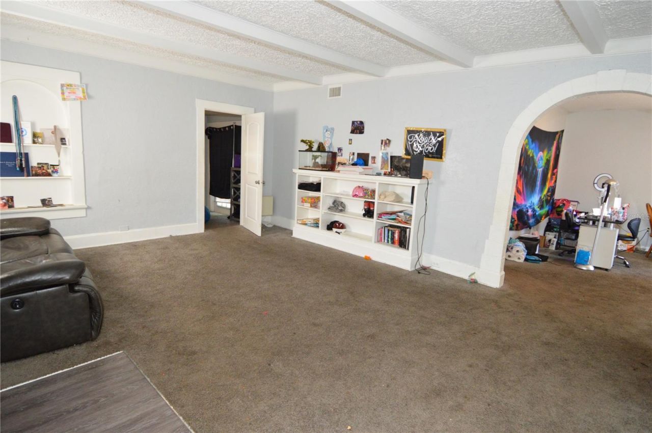 811 18th Avenue S, Saint Petersburg, FL 33705 Photo