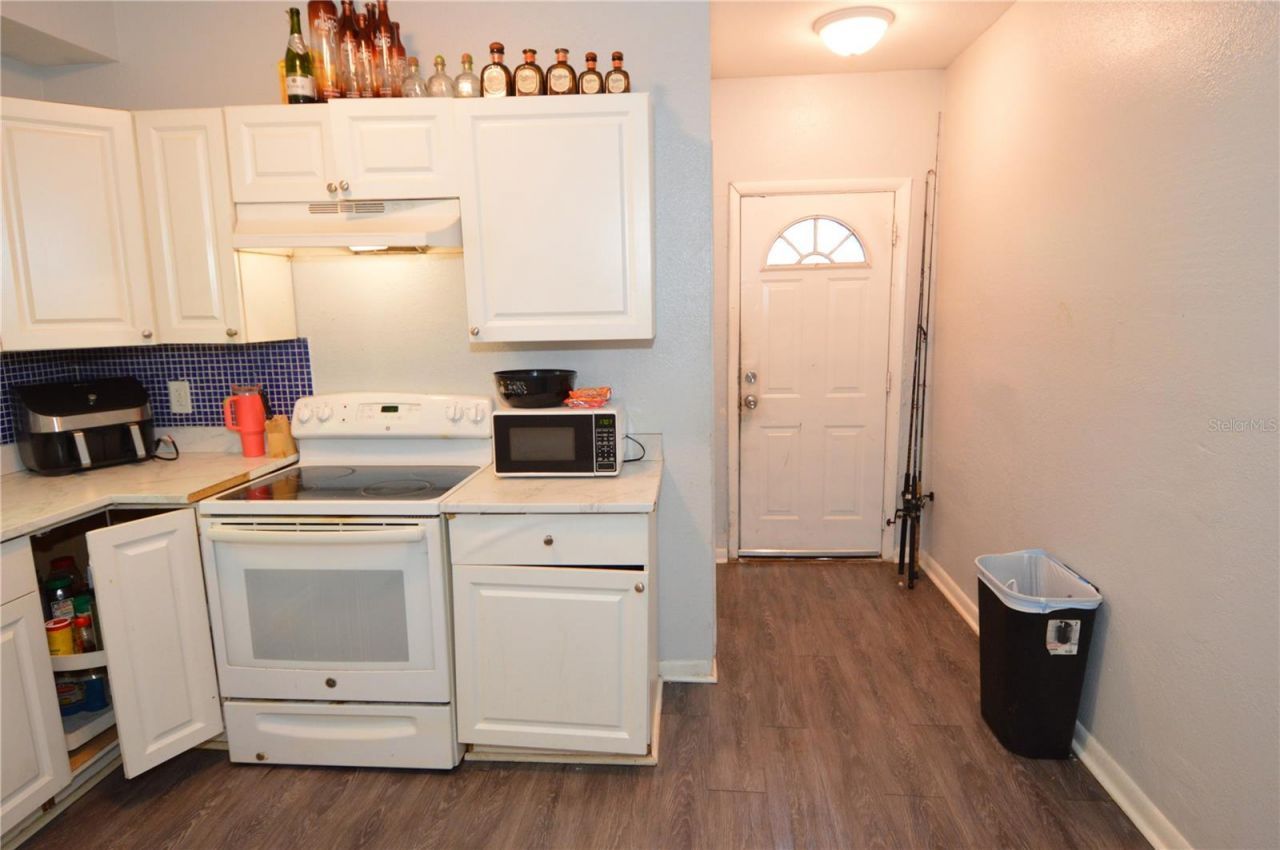 811 18th Avenue S, Saint Petersburg, FL 33705 Photo