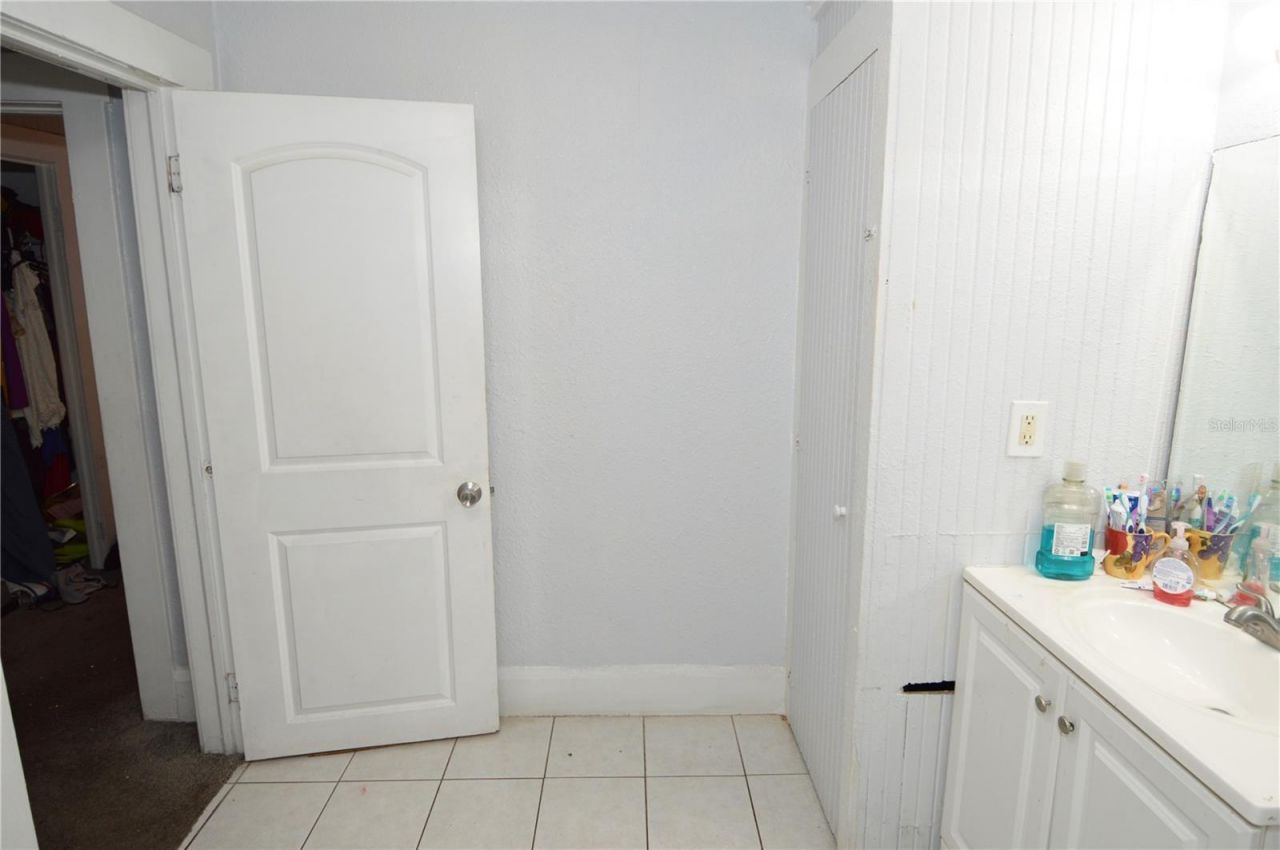 811 18th Avenue S, Saint Petersburg, FL 33705 Photo