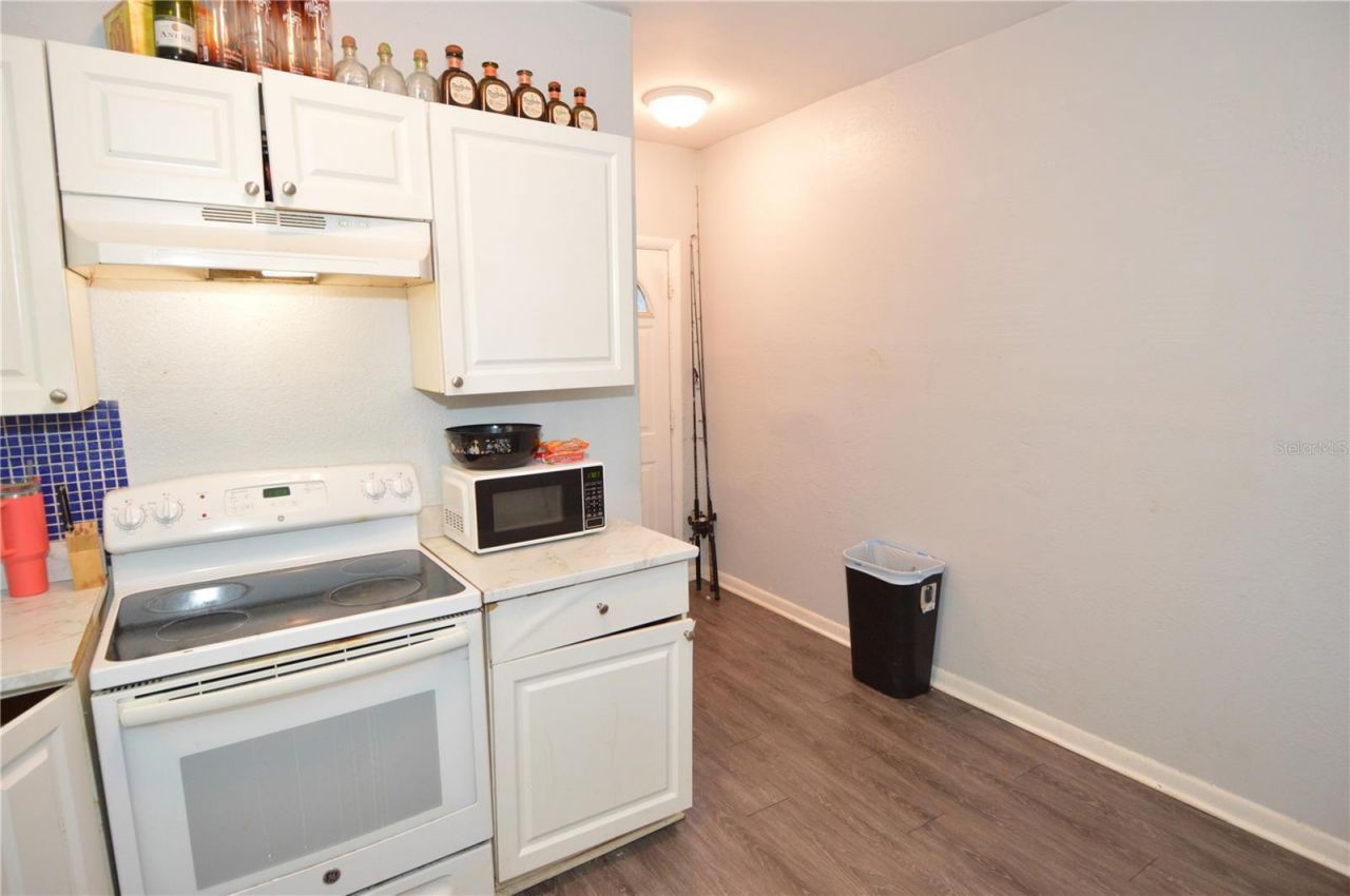 811 18th Avenue S, Saint Petersburg, FL 33705 Photo