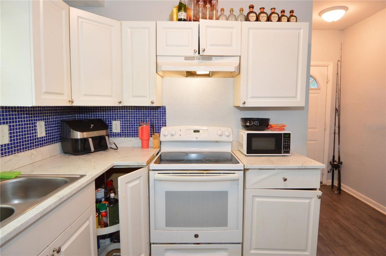 811 18th Avenue S, Saint Petersburg, FL 33705 Photo